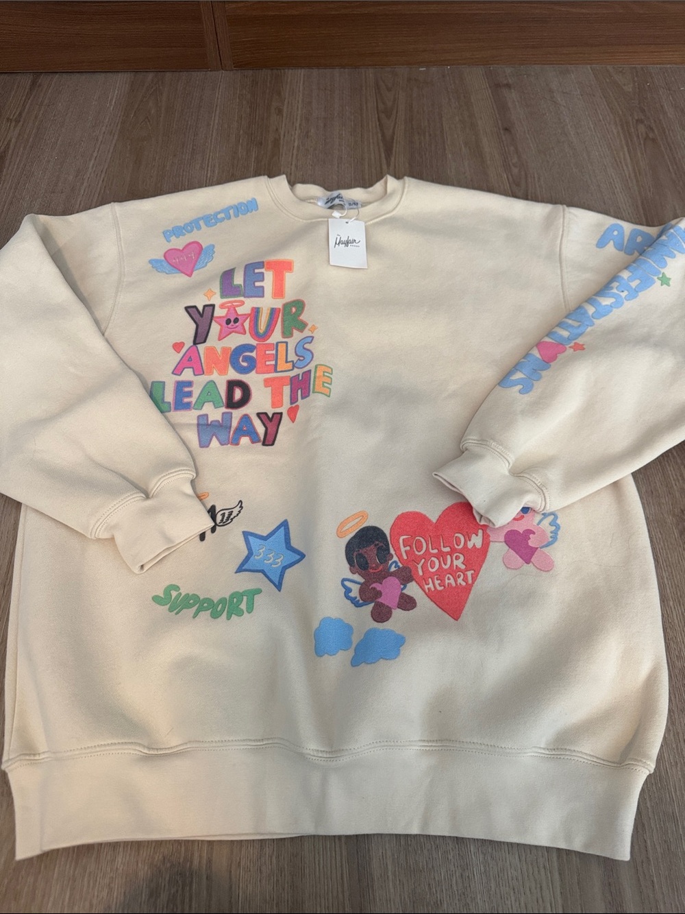 Graphic Cream Crewneck Sweatshirt - Let Your Angels Design
